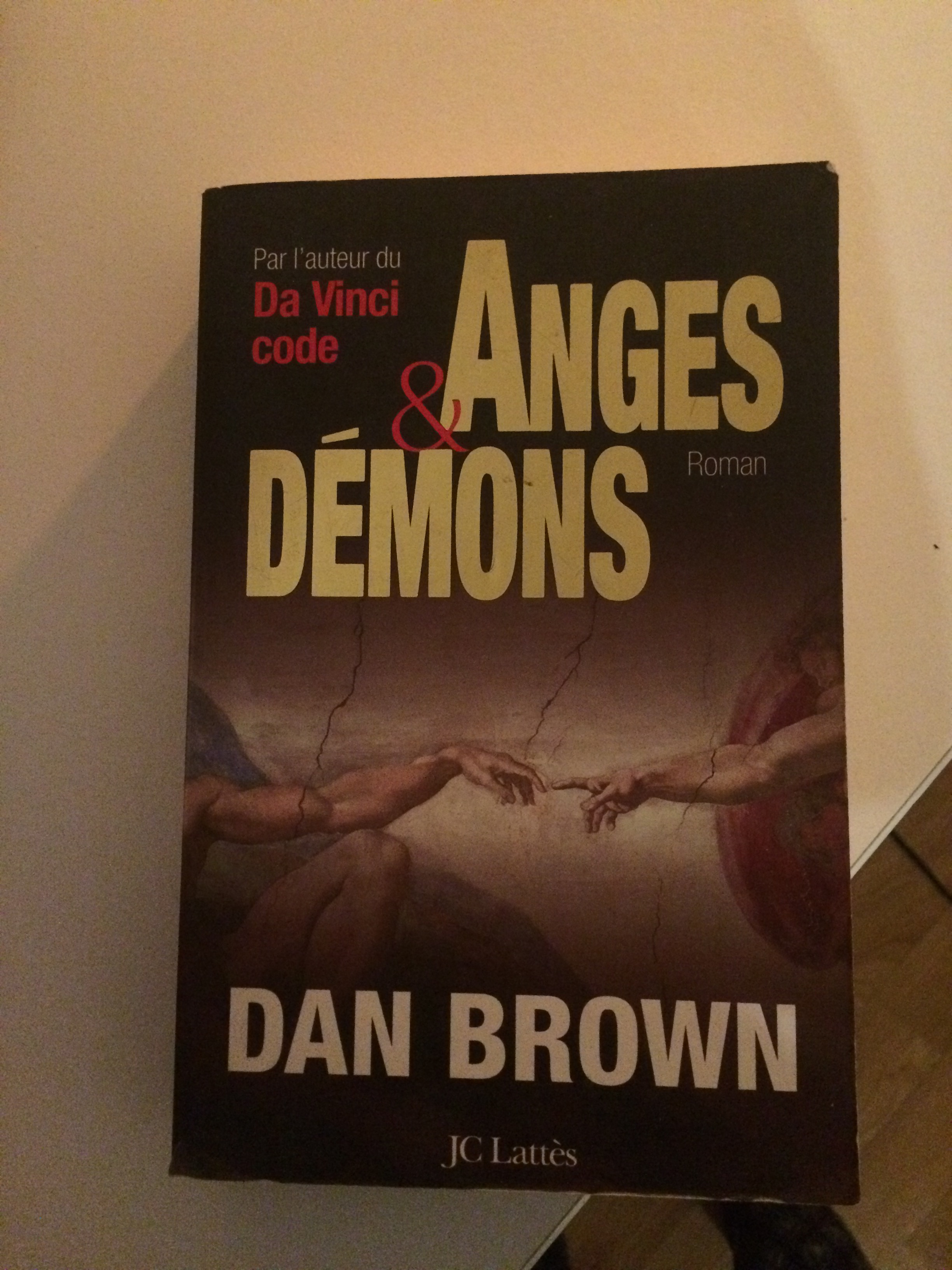 Anges & démons - Dan Brown